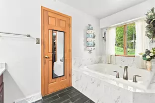 2000 Rebecca St, North Huntingdon, PA 15642 - Photo 30
