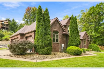 2000 Rebecca St, North Huntingdon, PA 15642 - Photo 4