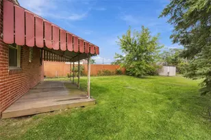2230 Duchess Ave, West Mifflin, PA 15122 - Photo 24