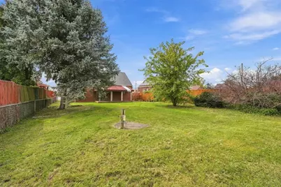 2230 Duchess Ave, West Mifflin, PA 15122 - Photo 26