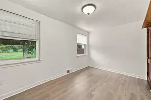 2230 Duchess Ave, West Mifflin, PA 15122 - Photo 12
