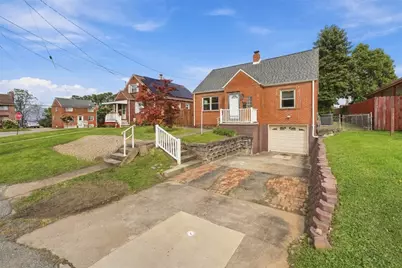 2230 Duchess Ave, West Mifflin, PA 15122 - Photo 2