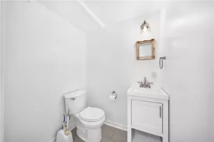 204 E Jefferson St, Pittsburgh, PA 15212 - Photo 10
