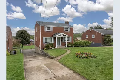 1435 Critchfield Dr, Bridgeville, PA 15017 - Photo 2