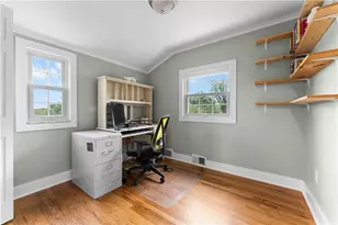 1435 Critchfield Dr, Bridgeville, PA 15017 - Photo 20
