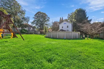 140 McDermott Rd, Trafford, PA 15085 - Photo 40