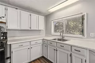 2909 McKelvey Rd, Pittsburgh, PA 15221 - Photo 14