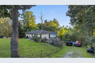295 Linnwood Rd, North Strabane, PA 15330 - Photo 2