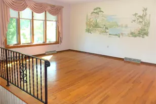 132 Orchard Dr, Peters Township, PA 15317 - Photo 4
