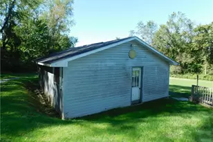 329 Sumey Rd, German Township, PA 15458 - Photo 8