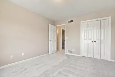 136 Meadow Dr, Chippewa Township, PA 15010 - Photo 22