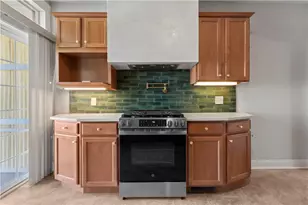 143 Blackhawk St, Pittsburgh, PA 15218 - Photo 12
