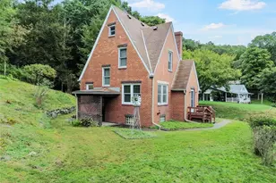 1085 Phillips St, Baden, PA 15005 - Photo 26