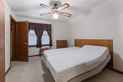 1085 Phillips Street, Baden, PA 15005 - Photo 14