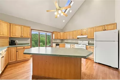 327 Sugar Run Rd, Franklin Township, PA 15370 - Photo 20