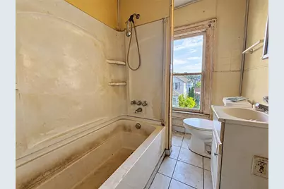 110 Cleveland St, Butler, PA 16001 - Photo 12