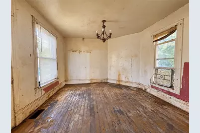 110 Cleveland St, Butler, PA 16001 - Photo 6