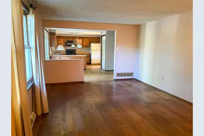 210 Courtney Pl, Pittsburgh, PA 15090 - Photo 14