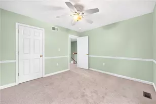 1619 Norman Dr, Pittsburgh, PA 15143 - Photo 36