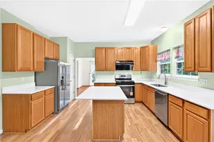 1619 Norman Dr, Pittsburgh, PA 15143 - Photo 14