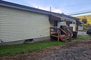 208 5th Ave, Ford City Boro, PA 16226 - Photo 4