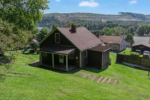 320 Pleasant St, Industry, PA 15052 - Photo 22