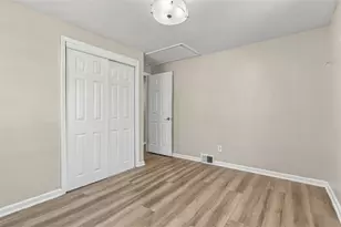 229 Orchard Spring, Scott Township, PA 15220 - Photo 14