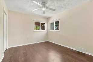 130 Sawyer Dr, Hopewell Township, PA 15001 - Photo 20