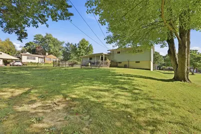 1935 Rettig Dr, Hermitage, PA 16148 - Photo 26