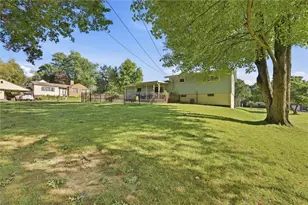 1935 Rettig Dr, Hermitage, PA 16148 - Photo 26