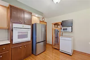 1935 Rettig Dr, Hermitage, PA 16148 - Photo 10