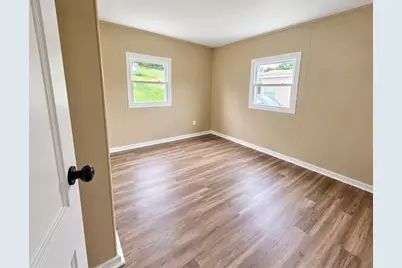 5017 Sherwood Rd, Bethel Park, PA 15102 - Photo 16
