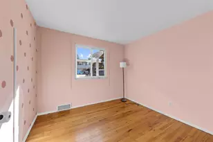 1565 Loretta Dr, Pittsburgh, PA 15235 - Photo 18