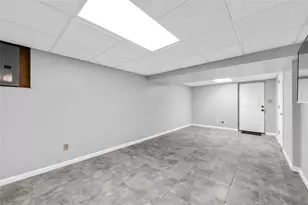 1565 Loretta Dr, Pittsburgh, PA 15235 - Photo 20