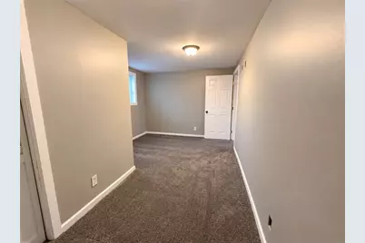 713 Allen Ave, Donora, PA 15033 - Photo 8