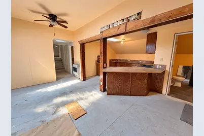 713 Allen Ave, Donora, PA 15033 - Photo 18