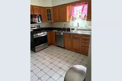 116 Sunset, Wilkins Township, PA 15235 - Photo 4