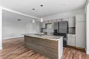 121 Lippert St, Pittsburgh, PA 15209 - Photo 2