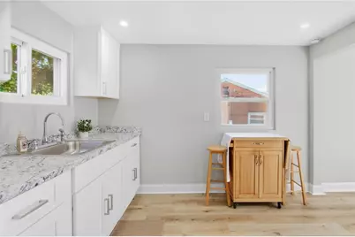 733 Memory Lane, Liberty Boro, PA 15133 - Photo 10