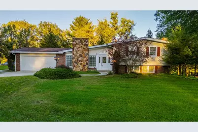 410 Matty Drive, Rostraver, PA 15012 - Photo 2