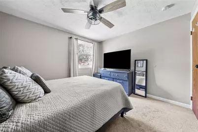 107 Frontenac Rd, Pittsburgh, PA 15068 - Photo 12