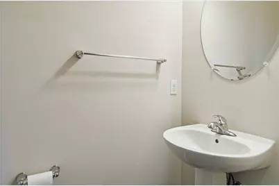 2218 Shawnee Dr, South Strabane, PA 15301 - Photo 10