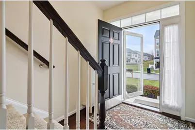 2218 Shawnee Dr, South Strabane, PA 15301 - Photo 4