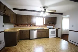 1703 Scenery Dr, Elizabeth Twp/Boro, PA 15037 - Photo 2
