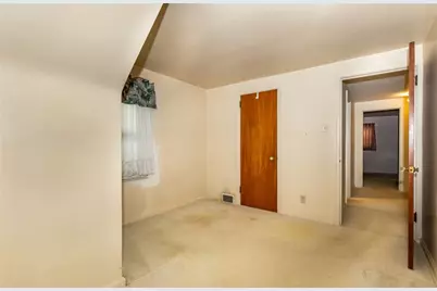 109 Rosewood Ave, Chippewa Township, PA 15010 - Photo 28