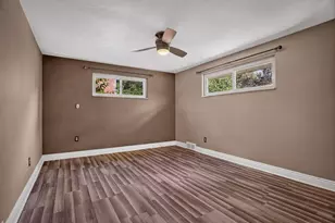 563 Sunnyfield Dr, Monroeville, PA 15146 - Photo 16