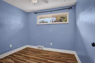 563 Sunnyfield Dr, Monroeville, PA 15146 - Photo 20