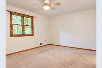 121 Windy Drive, Center Township, PA 16001 - Photo 18