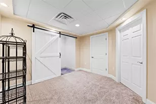 737 Lindwood Dr, Hempfield Township, PA 15601 - Photo 32