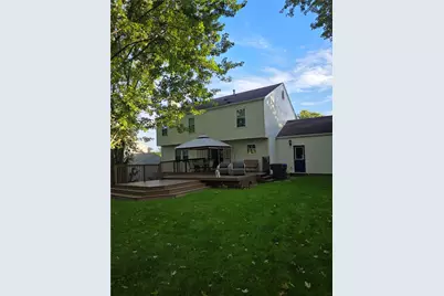 163 Woodbine Dr, Cranberry Township, PA 16066 - Photo 2